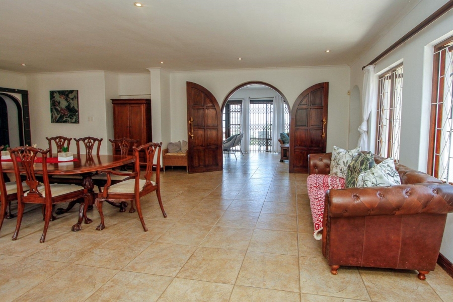 5 Bedroom Property for Sale in Umhlanga KwaZulu-Natal
