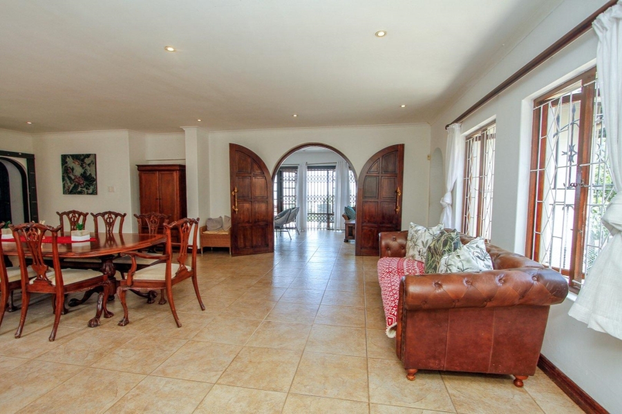 5 Bedroom Property for Sale in Umhlanga KwaZulu-Natal