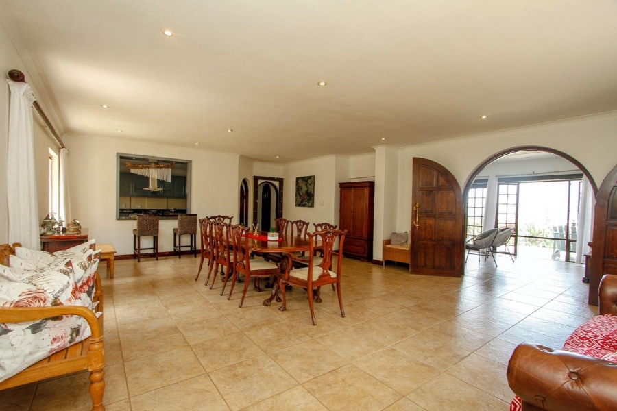 5 Bedroom Property for Sale in Umhlanga KwaZulu-Natal