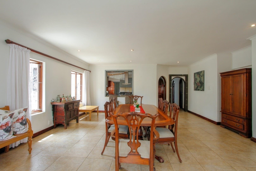 5 Bedroom Property for Sale in Umhlanga KwaZulu-Natal