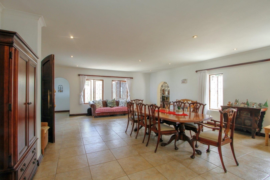 5 Bedroom Property for Sale in Umhlanga KwaZulu-Natal