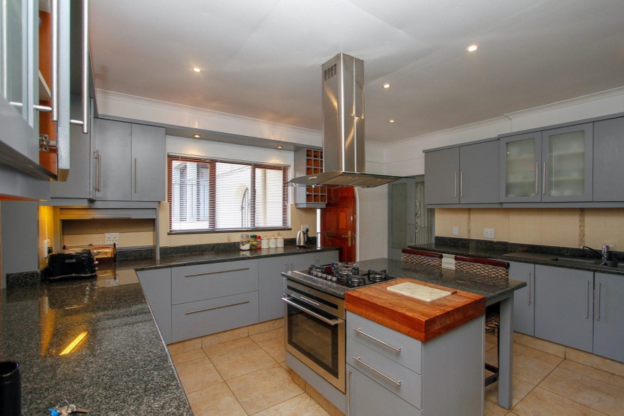 5 Bedroom Property for Sale in Umhlanga KwaZulu-Natal