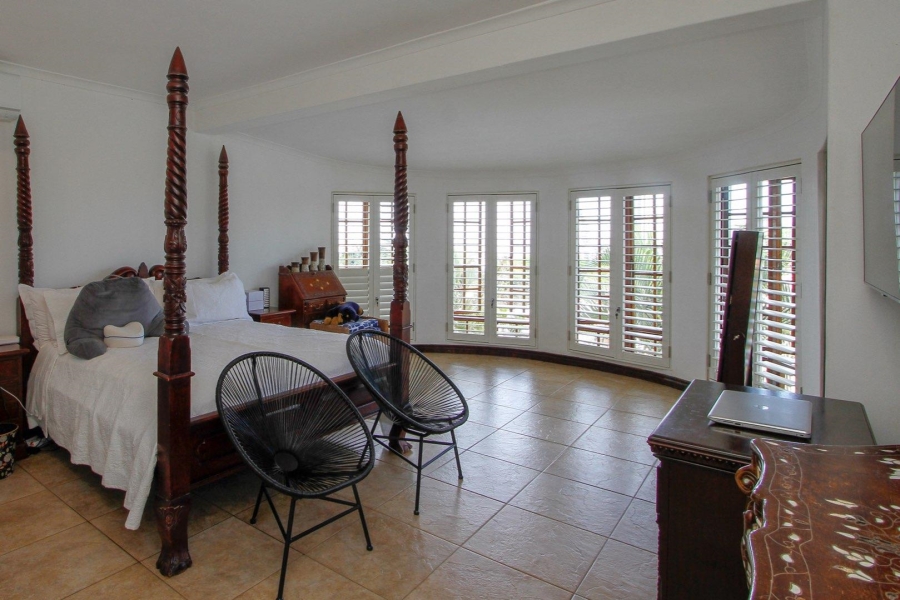 5 Bedroom Property for Sale in Umhlanga KwaZulu-Natal