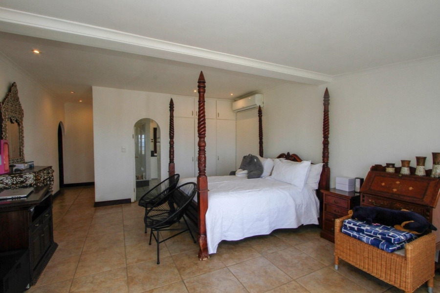 5 Bedroom Property for Sale in Umhlanga KwaZulu-Natal