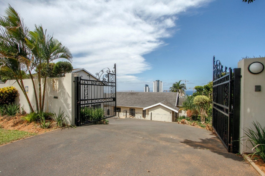 5 Bedroom Property for Sale in Umhlanga KwaZulu-Natal
