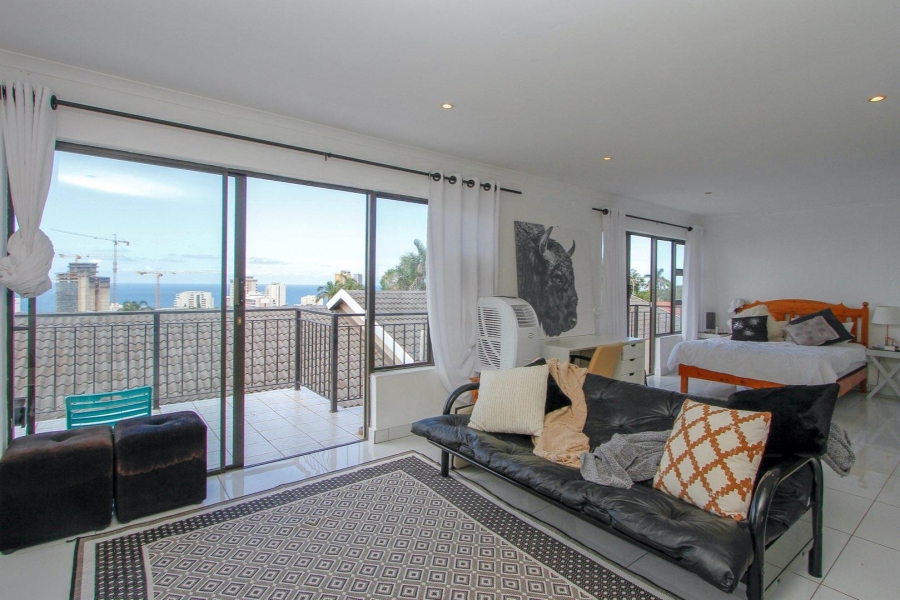 5 Bedroom Property for Sale in Umhlanga KwaZulu-Natal