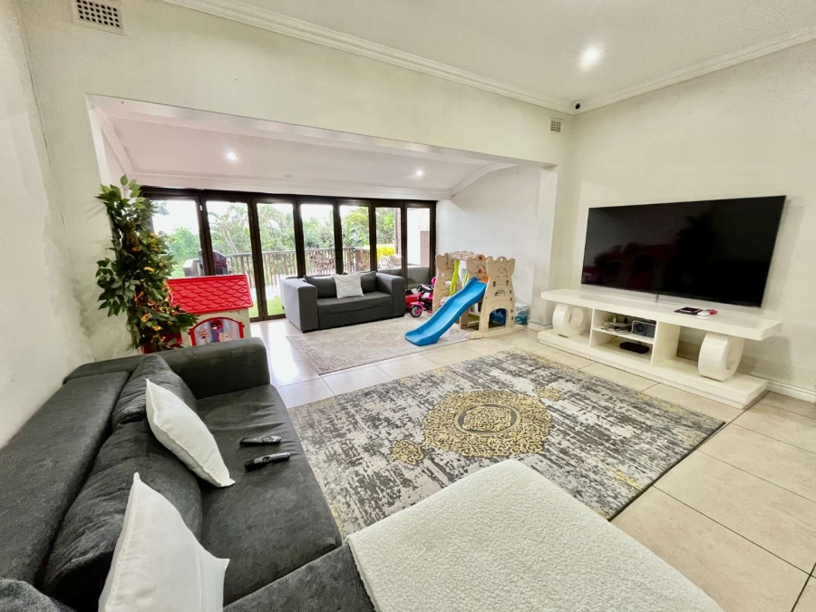 To Let 4 Bedroom Property for Rent in Glen Anil KwaZulu-Natal