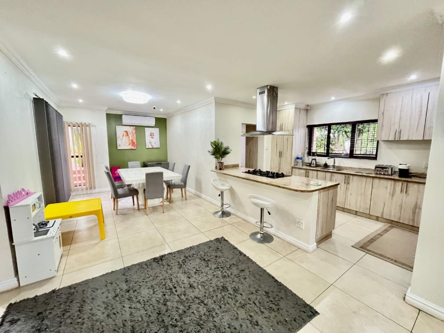 To Let 4 Bedroom Property for Rent in Glen Anil KwaZulu-Natal