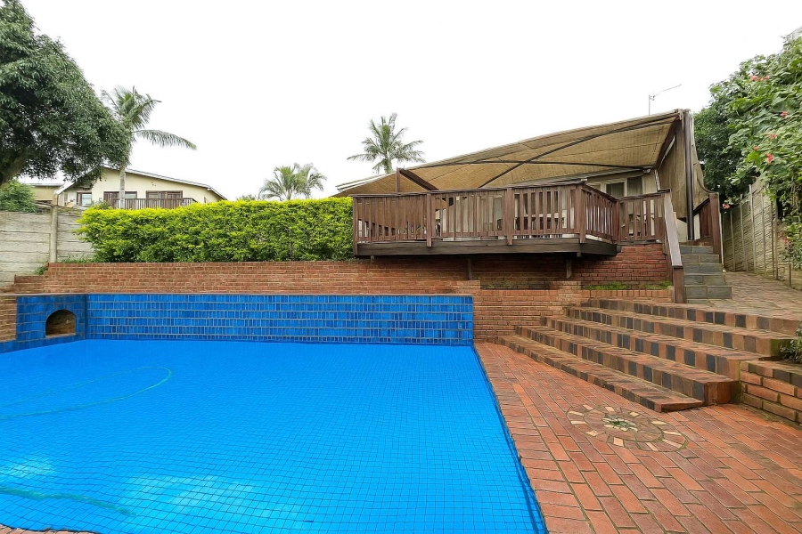 To Let 4 Bedroom Property for Rent in Glen Anil KwaZulu-Natal