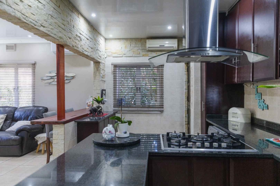 3 Bedroom Property for Sale in Queensburgh KwaZulu-Natal