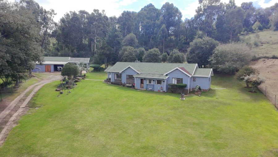 8 Bedroom Property for Sale in Mooi River KwaZulu-Natal