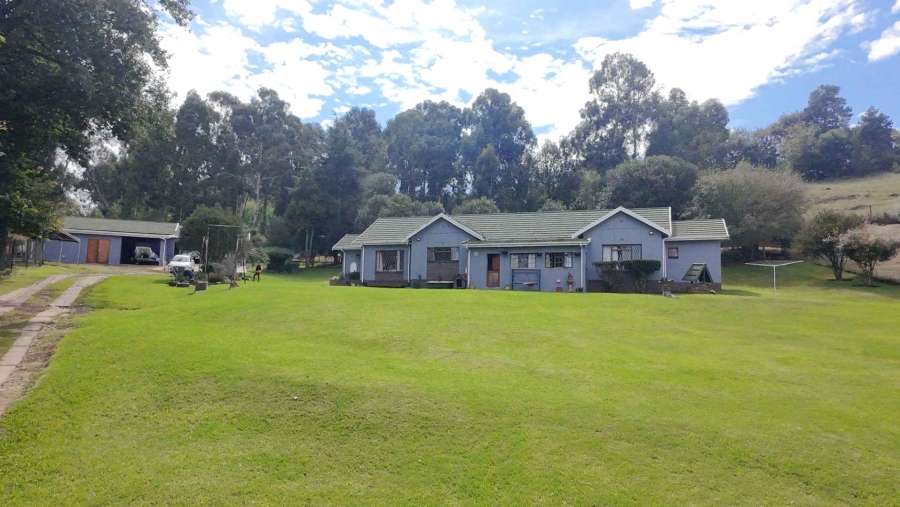 8 Bedroom Property for Sale in Mooi River KwaZulu-Natal