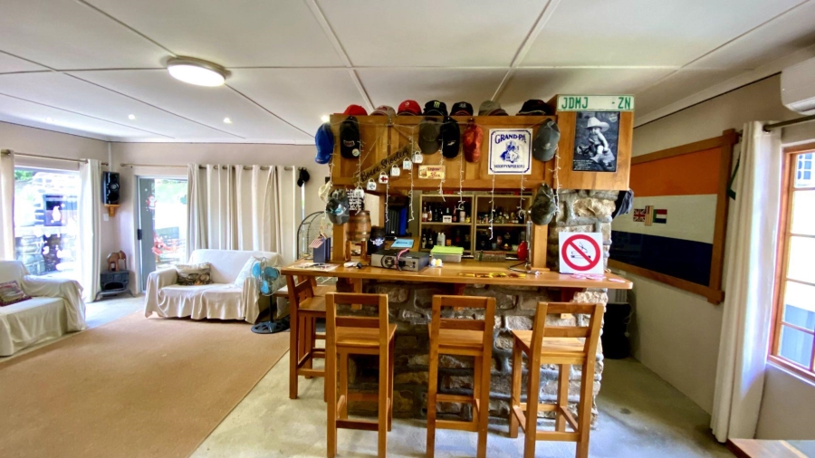 8 Bedroom Property for Sale in Mooi River KwaZulu-Natal