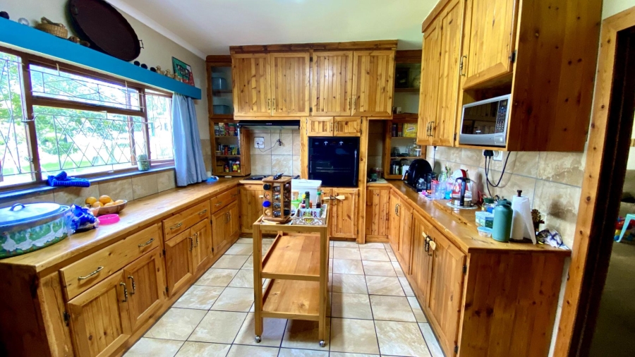 8 Bedroom Property for Sale in Mooi River KwaZulu-Natal
