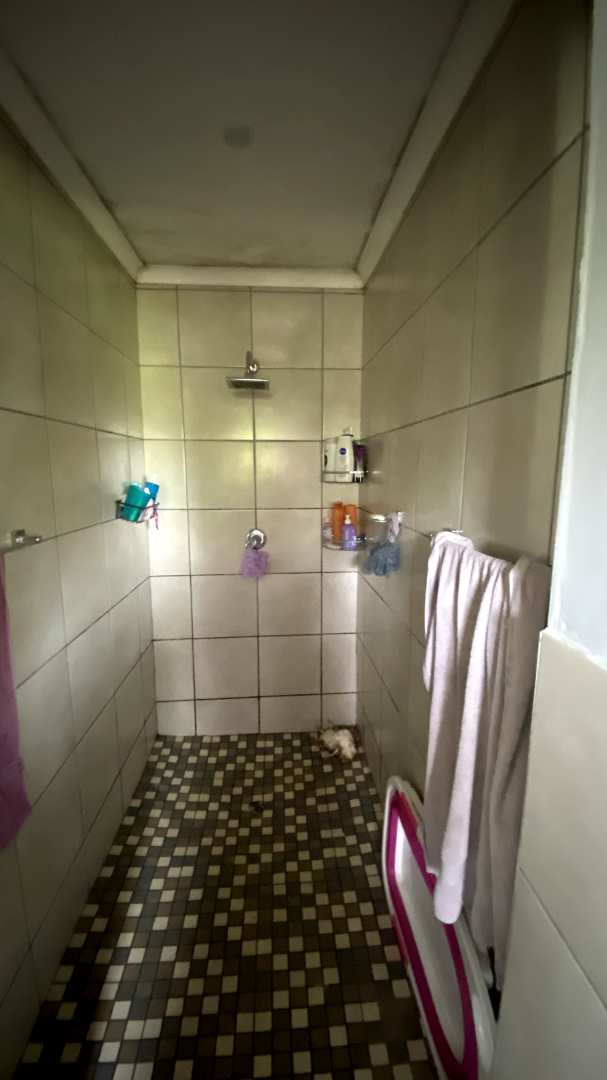 8 Bedroom Property for Sale in Mooi River KwaZulu-Natal