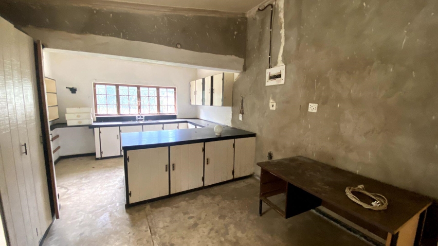 8 Bedroom Property for Sale in Mooi River KwaZulu-Natal