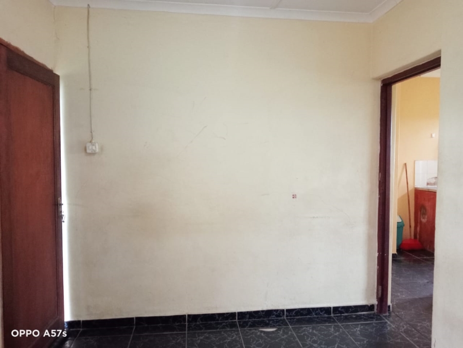 2 Bedroom Property for Sale in Esikhawini KwaZulu-Natal