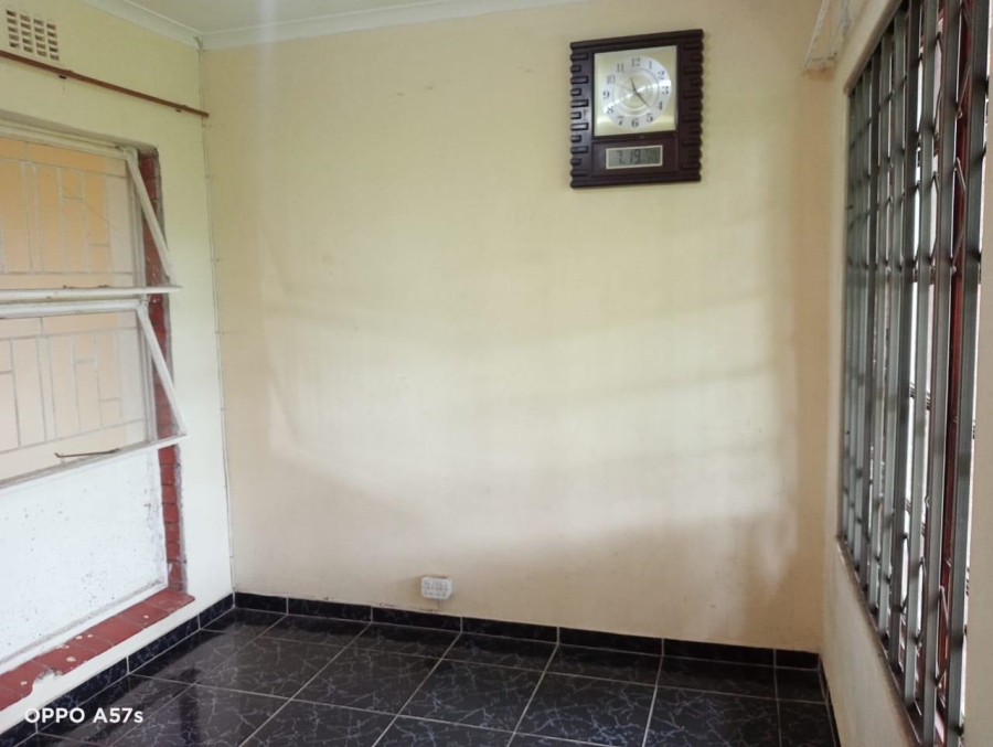 2 Bedroom Property for Sale in Esikhawini KwaZulu-Natal