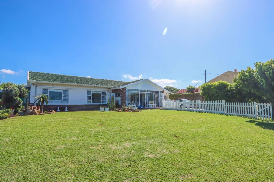 4 Bedroom Property for Sale in Amanzimtoti KwaZulu-Natal