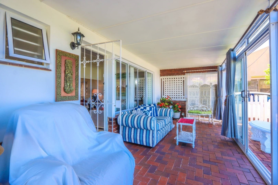 4 Bedroom Property for Sale in Amanzimtoti KwaZulu-Natal