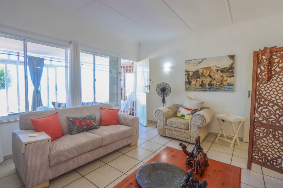 4 Bedroom Property for Sale in Amanzimtoti KwaZulu-Natal
