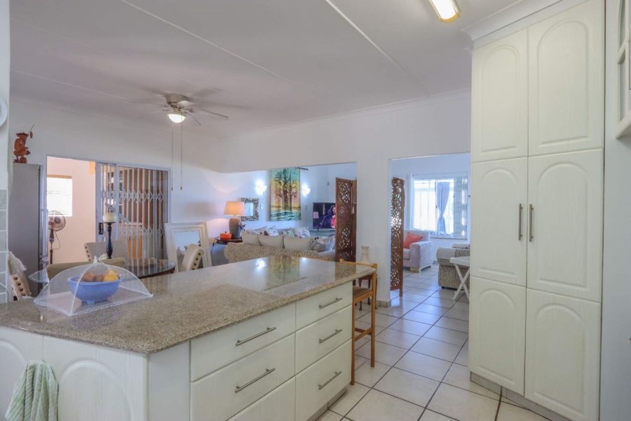 4 Bedroom Property for Sale in Amanzimtoti KwaZulu-Natal