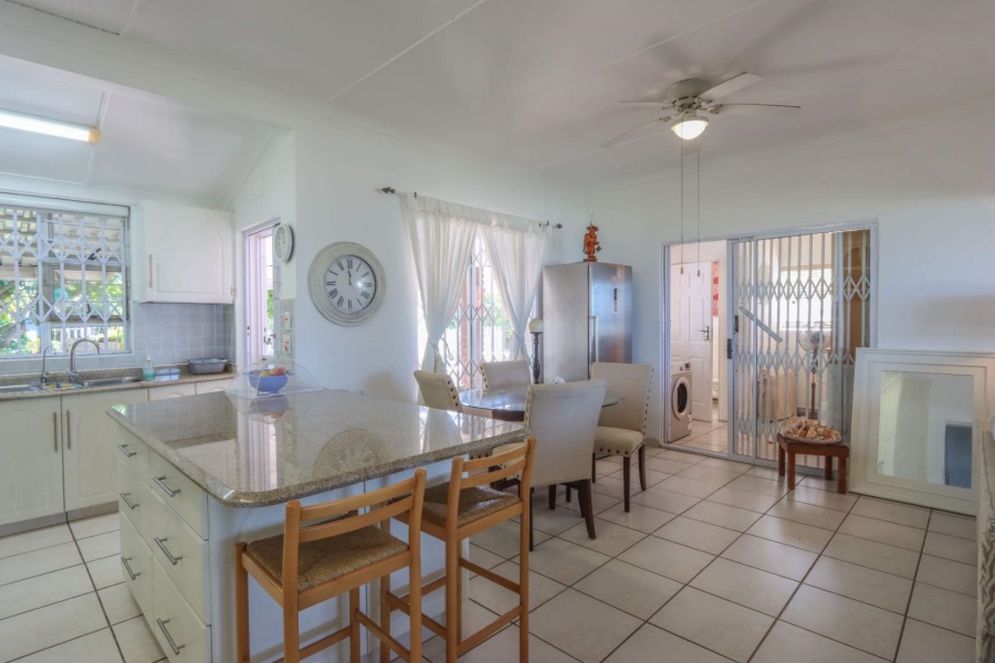 4 Bedroom Property for Sale in Amanzimtoti KwaZulu-Natal