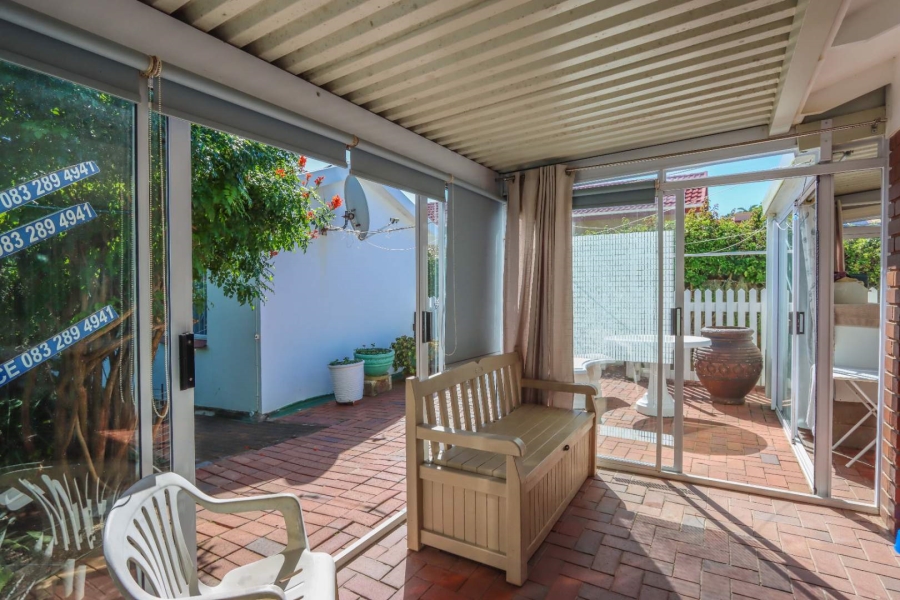 4 Bedroom Property for Sale in Amanzimtoti KwaZulu-Natal