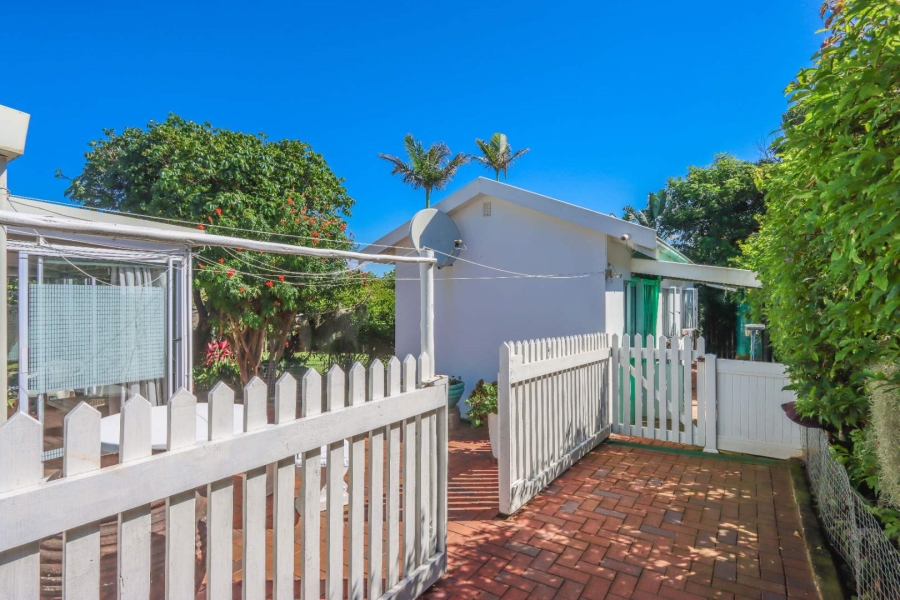 4 Bedroom Property for Sale in Amanzimtoti KwaZulu-Natal
