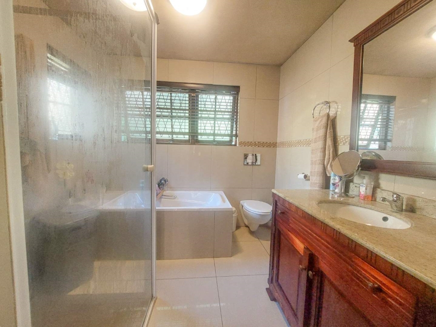 4 Bedroom Property for Sale in Glen Hills KwaZulu-Natal