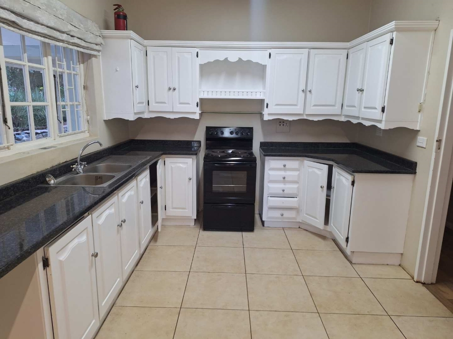 To Let 4 Bedroom Property for Rent in Winston Park KwaZulu-Natal