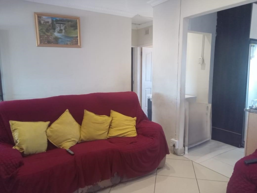 2 Bedroom Property for Sale in Umlazi KwaZulu-Natal