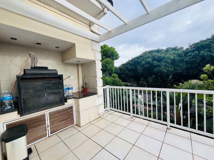2 Bedroom Property for Sale in La Lucia KwaZulu-Natal