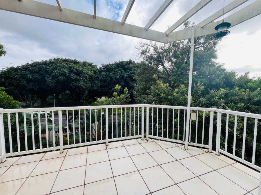 2 Bedroom Property for Sale in La Lucia KwaZulu-Natal