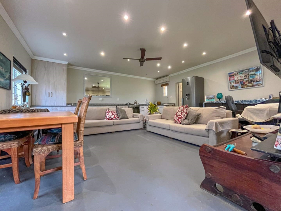 5 Bedroom Property for Sale in Durban North KwaZulu-Natal