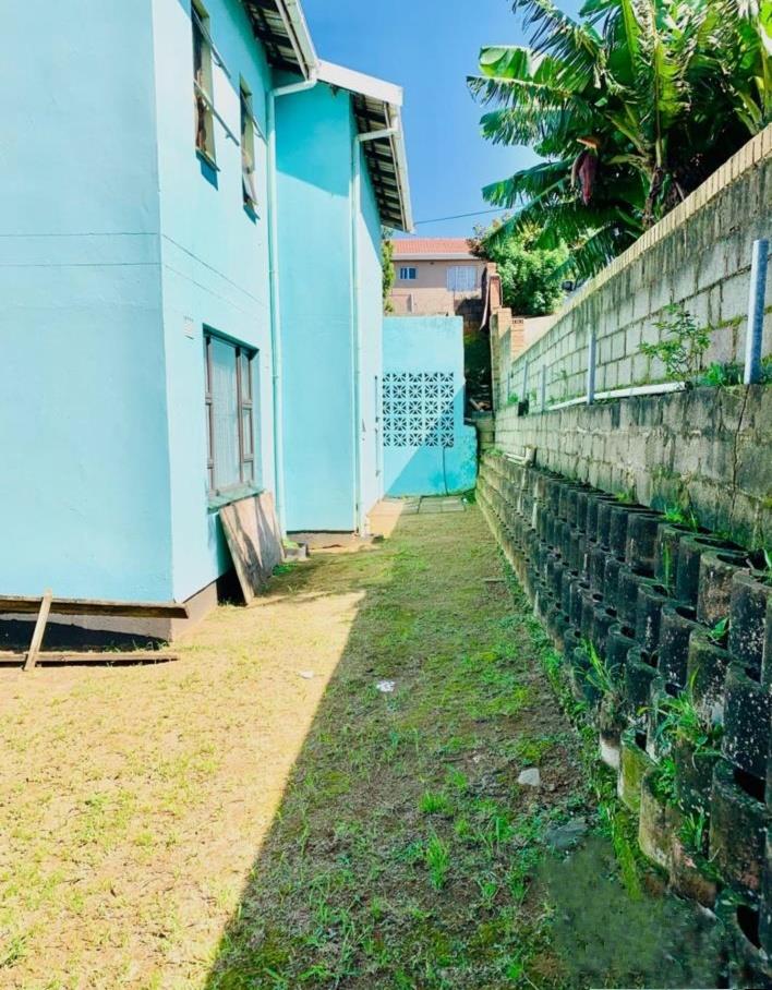 3 Bedroom Property for Sale in Umlazi KwaZulu-Natal