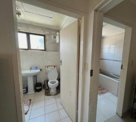 3 Bedroom Property for Sale in Umlazi KwaZulu-Natal