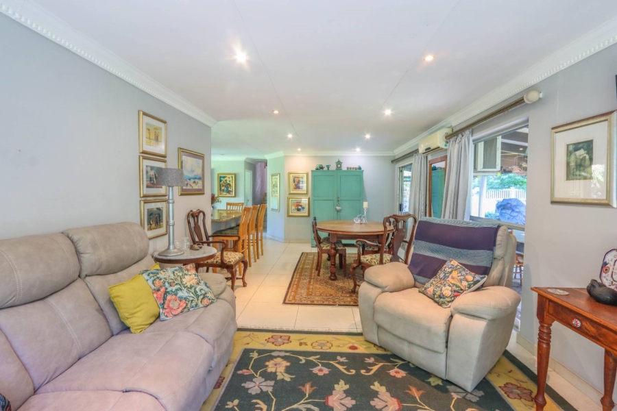 2 Bedroom Property for Sale in Amanzimtoti KwaZulu-Natal