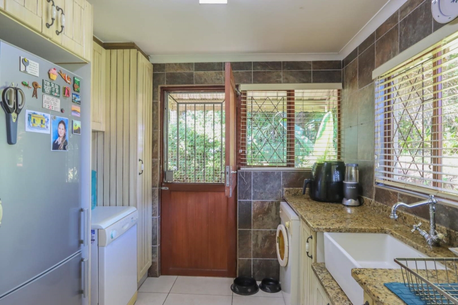 2 Bedroom Property for Sale in Amanzimtoti KwaZulu-Natal