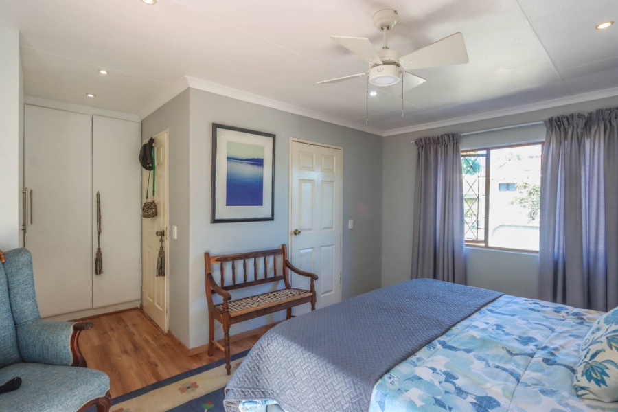 2 Bedroom Property for Sale in Amanzimtoti KwaZulu-Natal