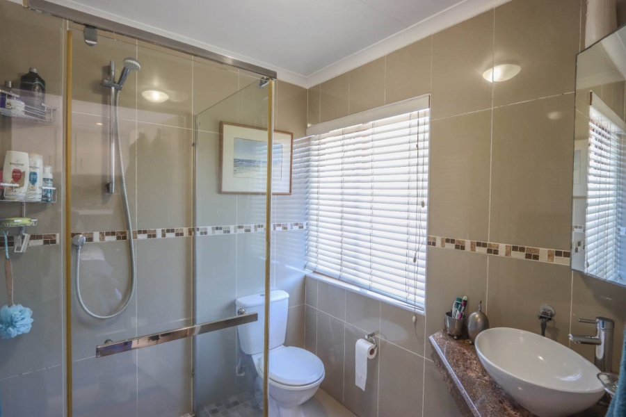 2 Bedroom Property for Sale in Amanzimtoti KwaZulu-Natal