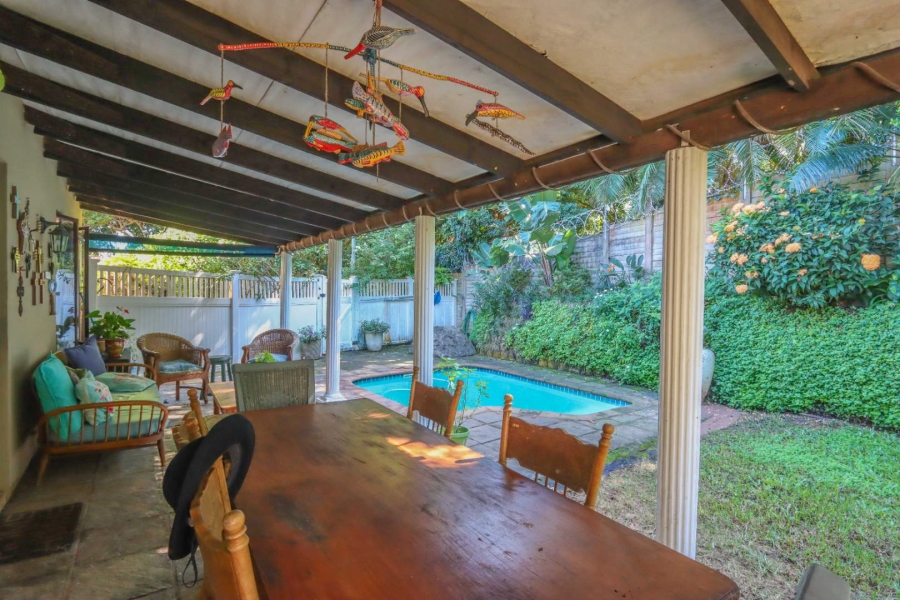 2 Bedroom Property for Sale in Amanzimtoti KwaZulu-Natal