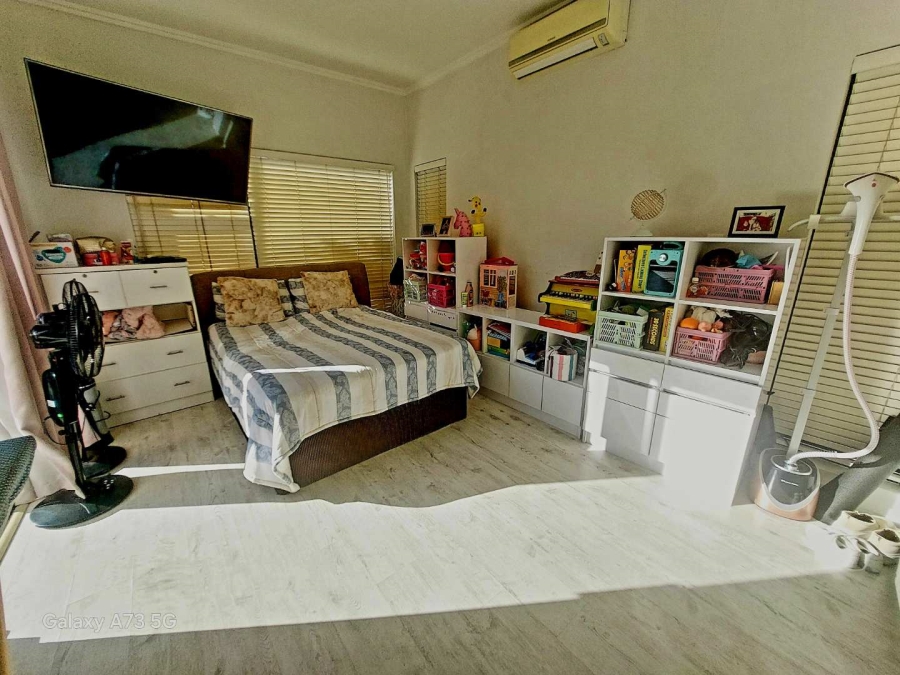 3 Bedroom Property for Sale in Palm Lakes Estate KwaZulu-Natal