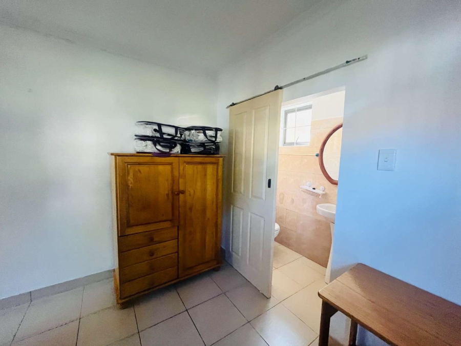 To Let 1 Bedroom Property for Rent in Durban North KwaZulu-Natal