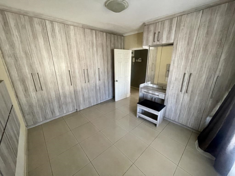 To Let 3 Bedroom Property for Rent in Sunningdale KwaZulu-Natal