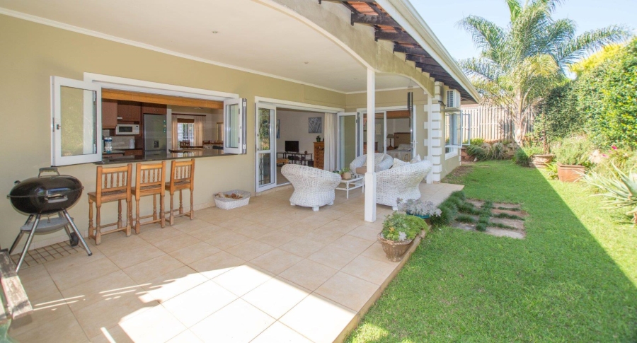 2 Bedroom Property for Sale in Durban North KwaZulu-Natal