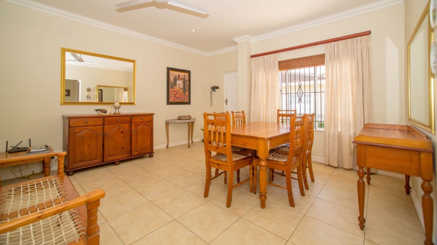 2 Bedroom Property for Sale in Durban North KwaZulu-Natal