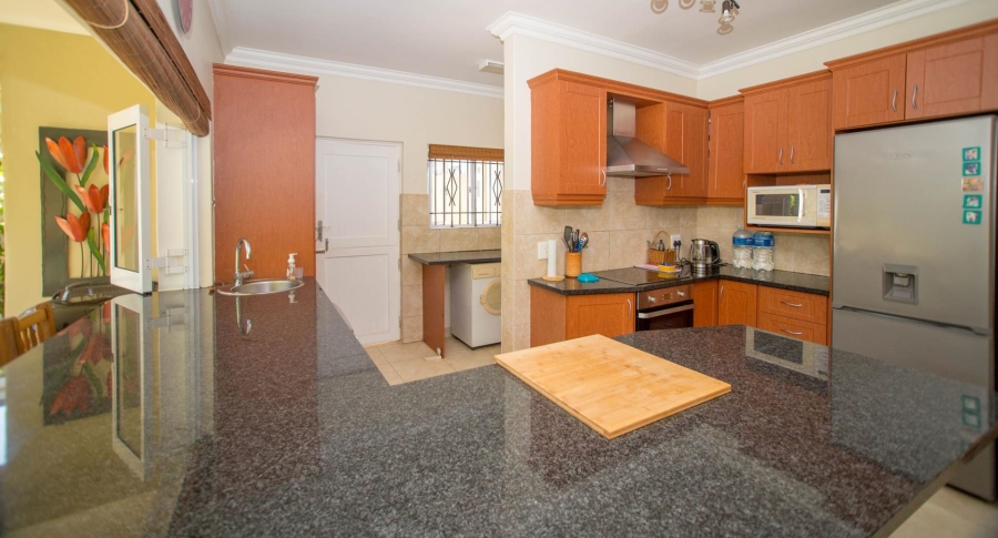 2 Bedroom Property for Sale in Durban North KwaZulu-Natal