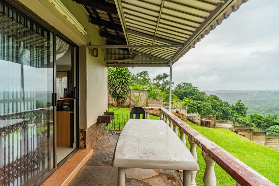 3 Bedroom Property for Sale in Mount Vernon KwaZulu-Natal