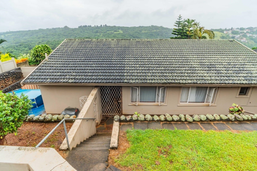 3 Bedroom Property for Sale in Mount Vernon KwaZulu-Natal